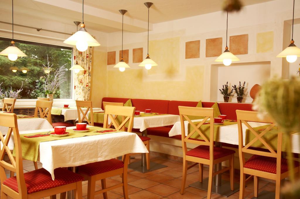 Apart-Hotel Pension Rossmayer Bad Fussing Bagian luar foto